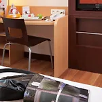 Ibis Centrum Hotel 3*