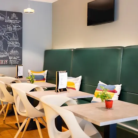 Ibis Centrum 3*
