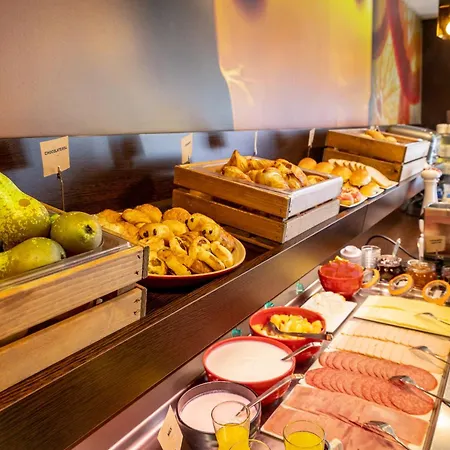 宜必思勒芬中心酒店 3*