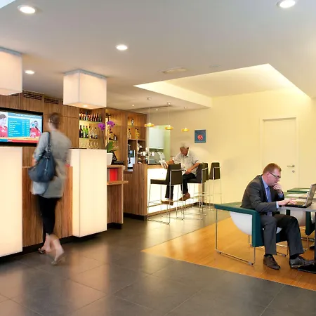Ibis Centrum 3*