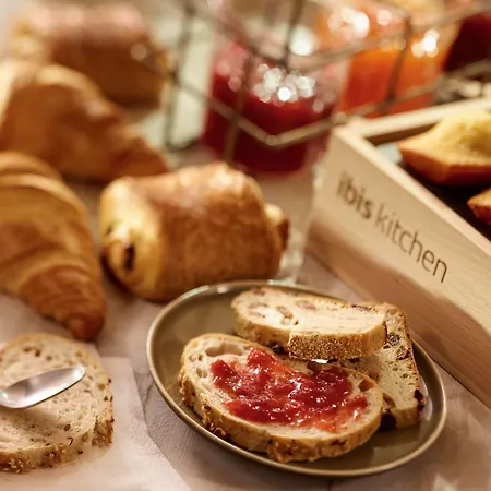 Ibis Centrum 호텔 3*