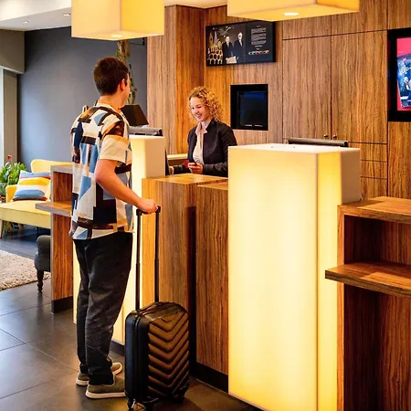 Ibis Centrum Hotel 3*