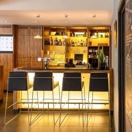 Ibis Centrum 3*