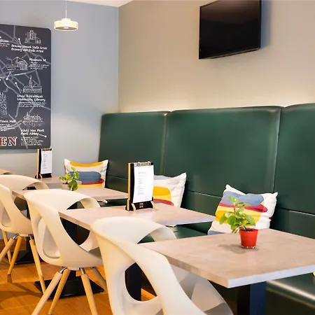 Ibis Centrum 3*