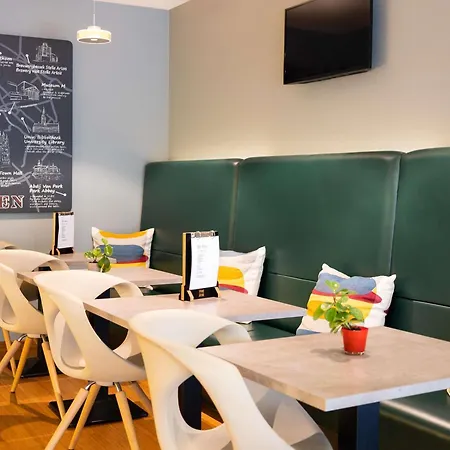Ibis Centrum 3*