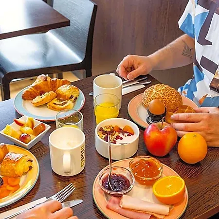 Ibis Centrum 3*