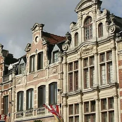 Ibis Centrum 3*