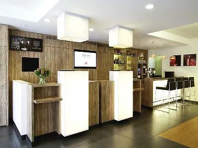 宜必思勒芬中心酒店 3* 鲁汶