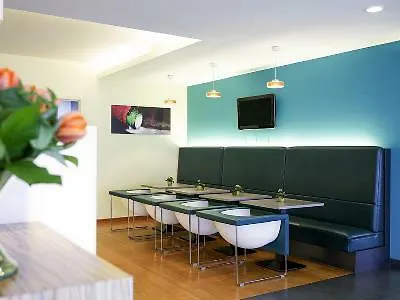 Ibis Centrum 3*