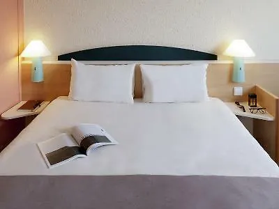 Ibis Centrum Hotel 3*
